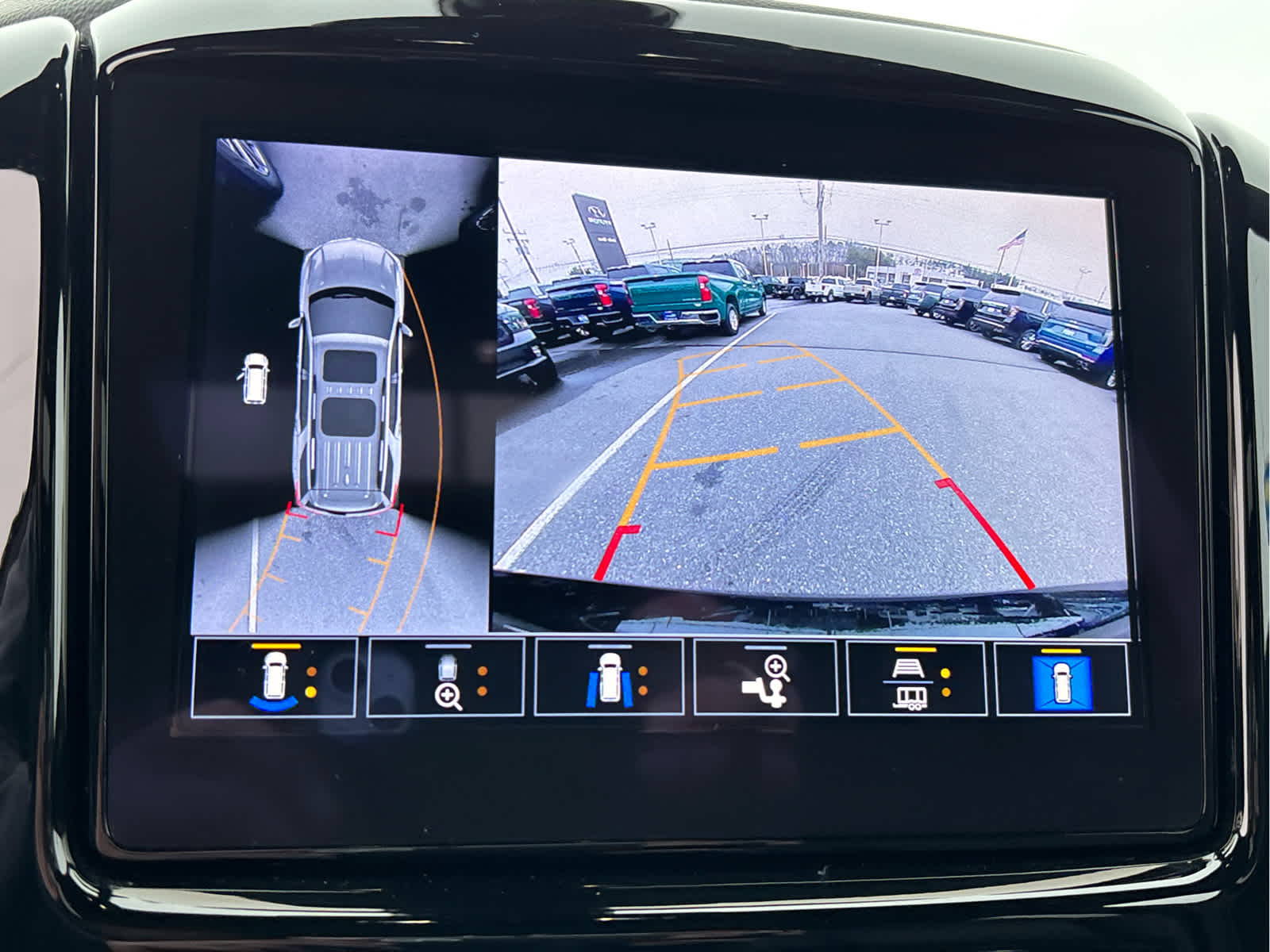 2022 Chevrolet Traverse RS