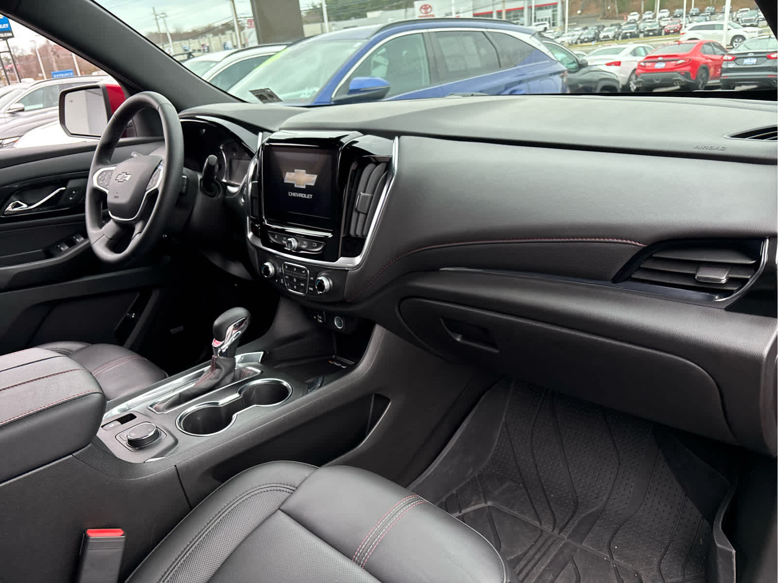 2023 Chevrolet Traverse RS