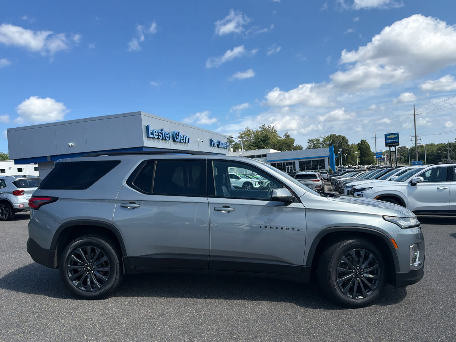2023 Chevrolet Traverse RS