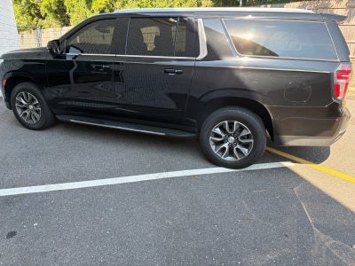 2024 Chevrolet Suburban LT