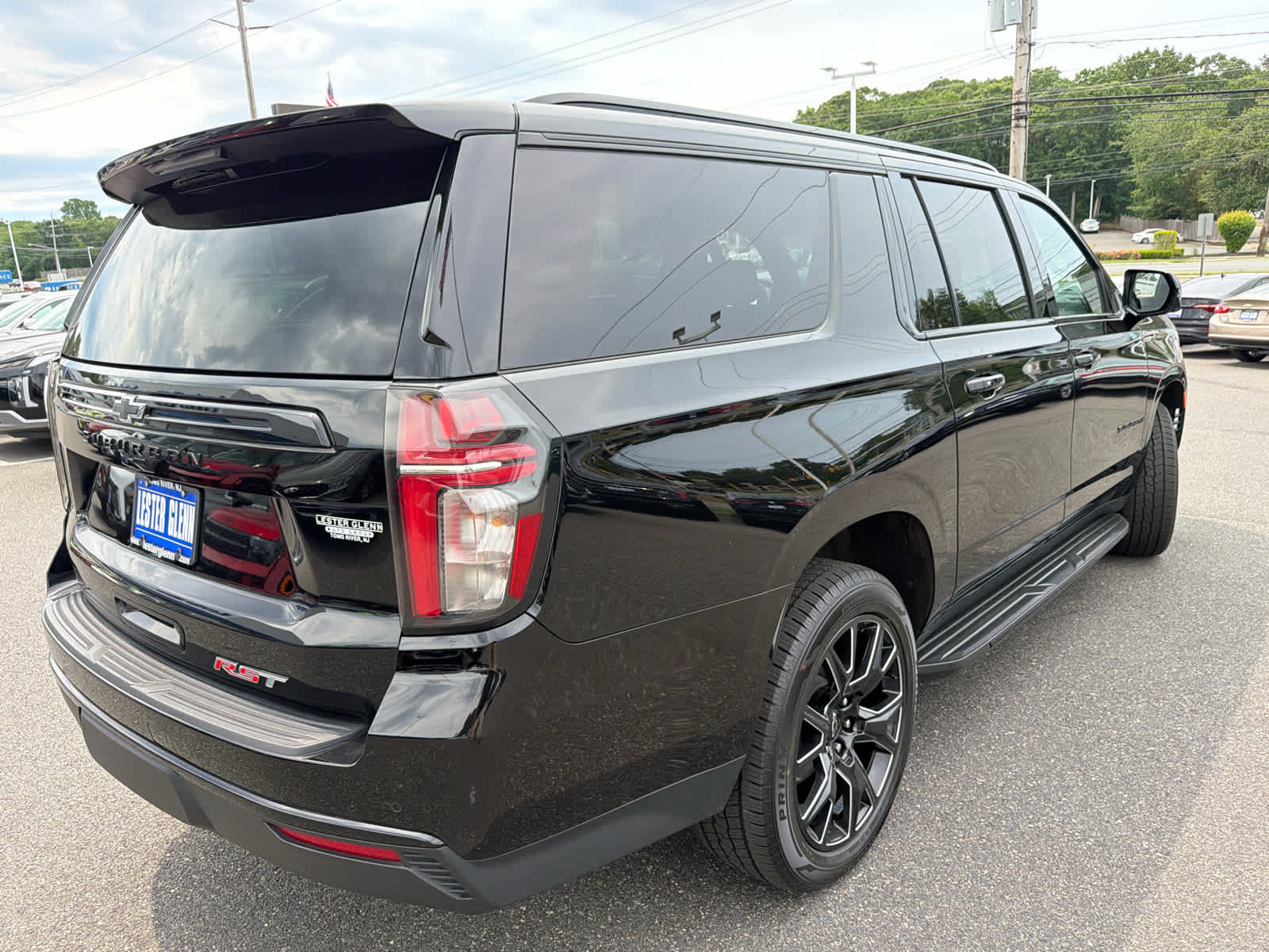 2024 Chevrolet Suburban RST