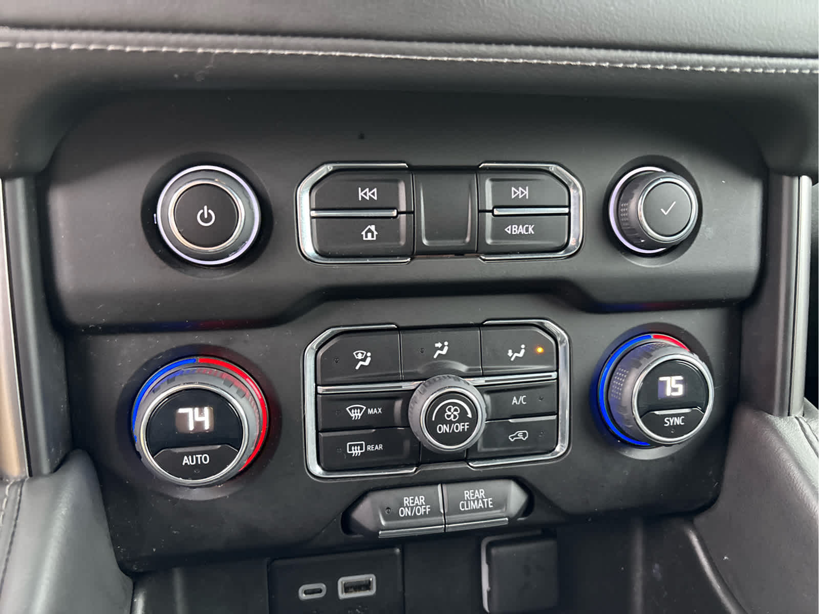 2023 Chevrolet Tahoe LS