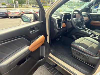 2024 GMC Canyon AT4