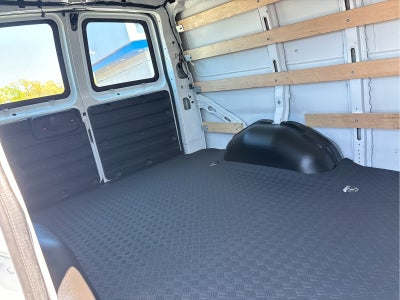 2024 GMC Savana Cargo 2500 Work Van
