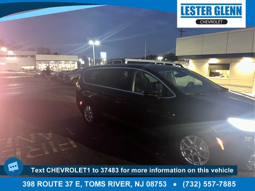 2024 Chrysler Pacifica Touring L