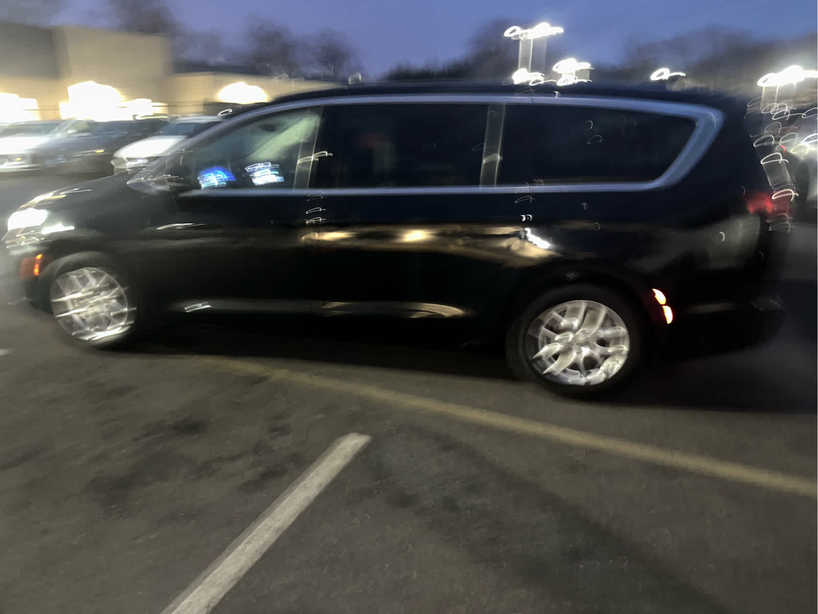 2024 Chrysler Pacifica Touring L