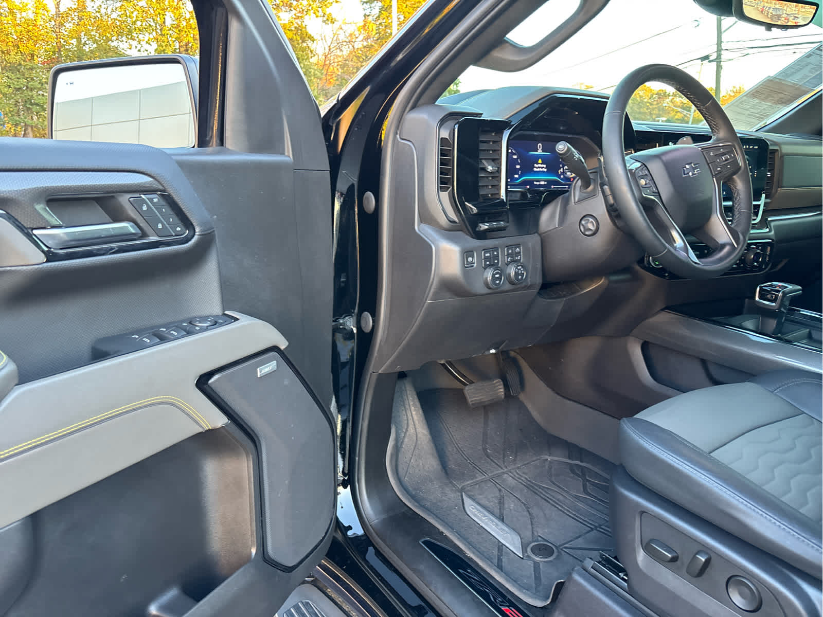 2024 Chevrolet Silverado 1500 ZR2