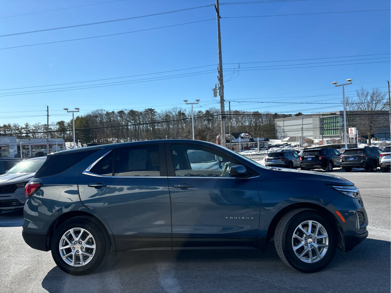 2024 Chevrolet Equinox LT