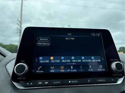 2024 Nissan Sentra SV Xtronic CVT