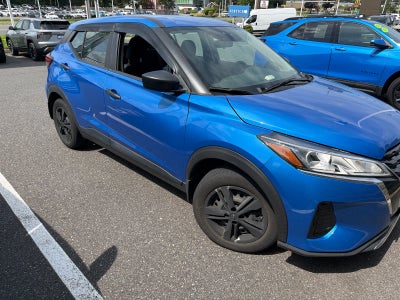 2023 Nissan Kicks S Xtronic CVT