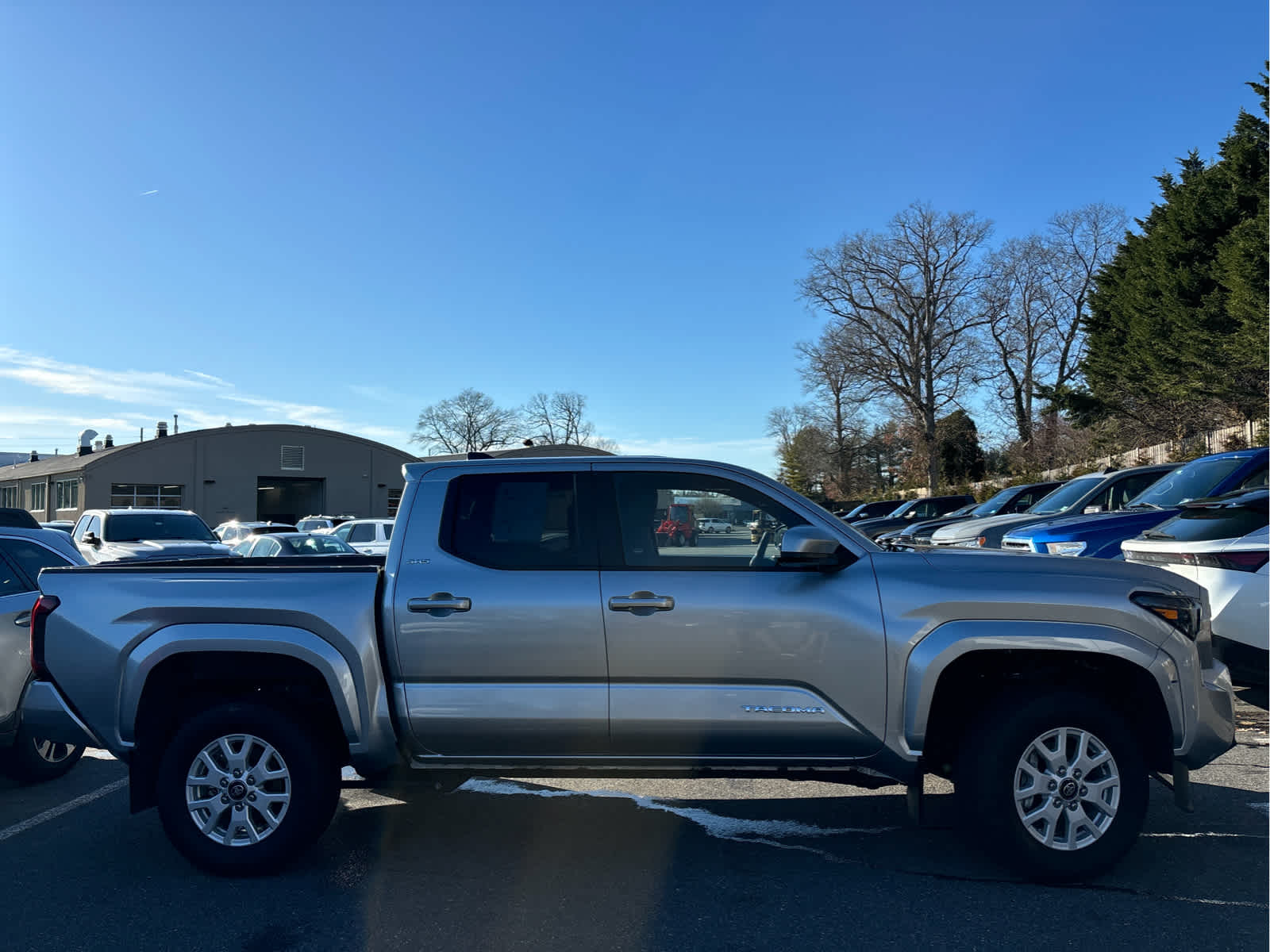 2024 Toyota Tacoma 4WD SR5