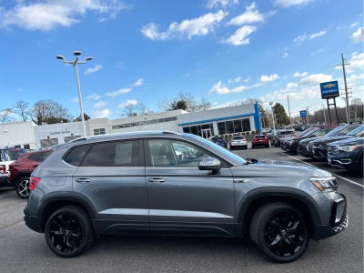 2022 Volkswagen Taos SE