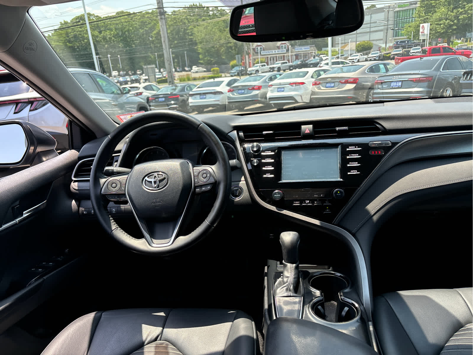 2019 Toyota Camry SE