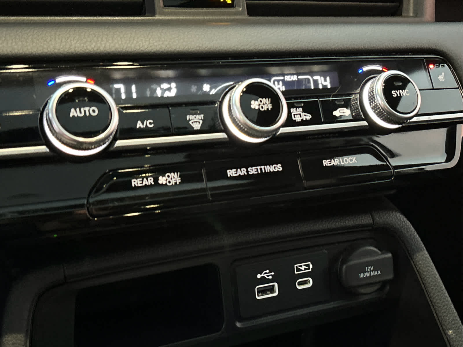 2023 Honda Pilot Touring