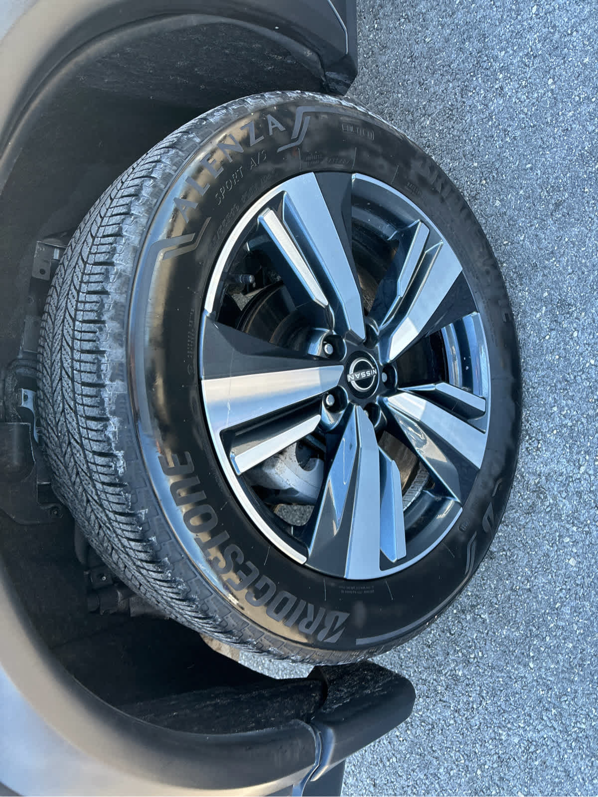 2024 Nissan Rogue SL