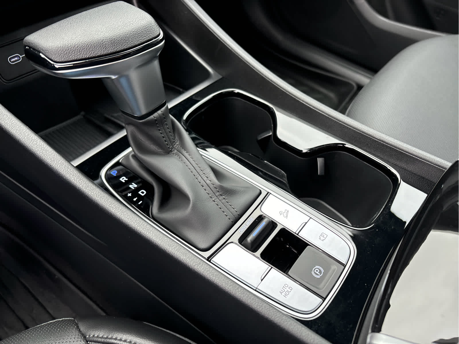 2025 Hyundai Santa Cruz SEL Activity