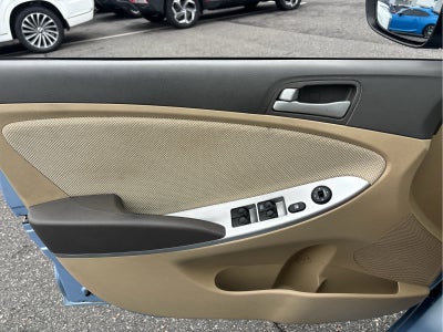 2012 Hyundai Accent GLS