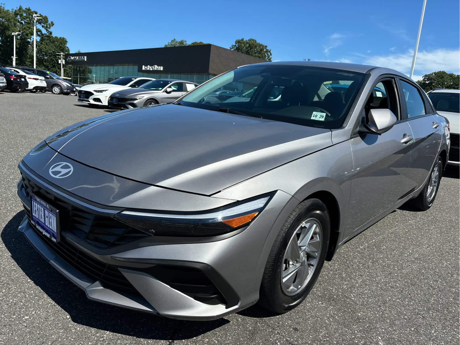 2025 Hyundai Elantra SE