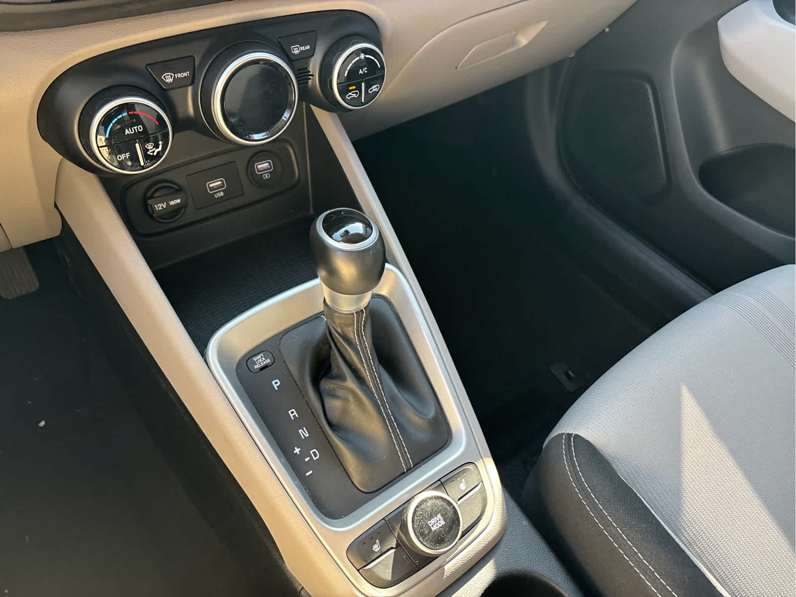 2021 Hyundai Venue SEL