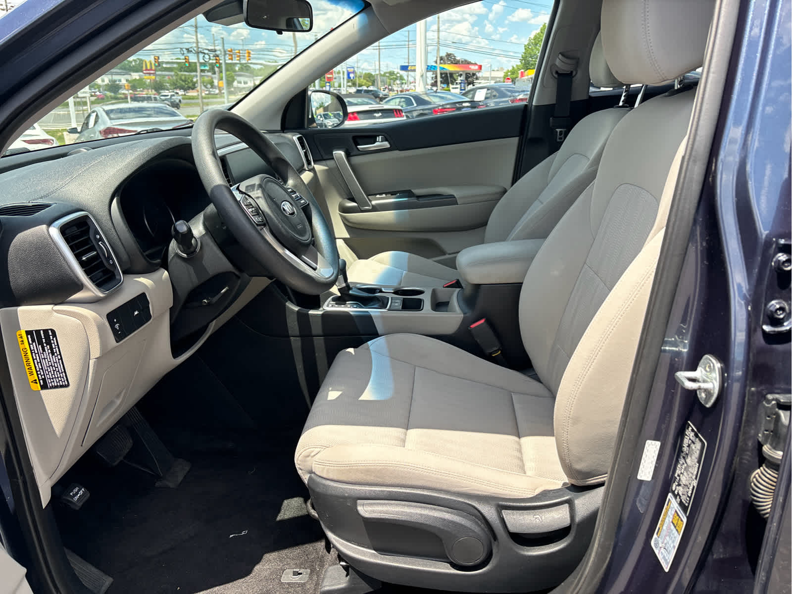 2022 Kia Sportage LX