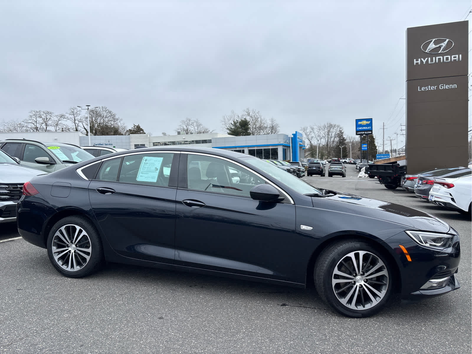 2020 Buick Regal Sportback Essence