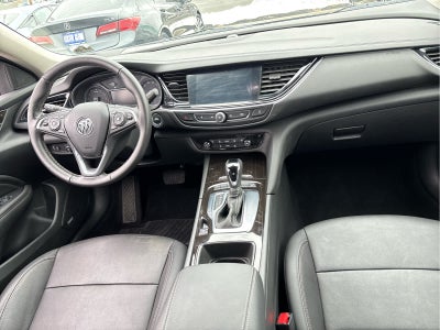 2020 Buick Regal Sportback Essence