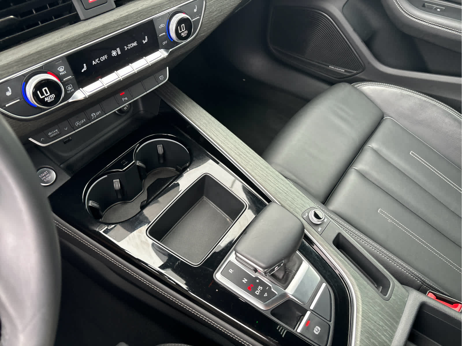 2023 Audi A4 Premium Plus 45 TFSI S line quattro S tronic