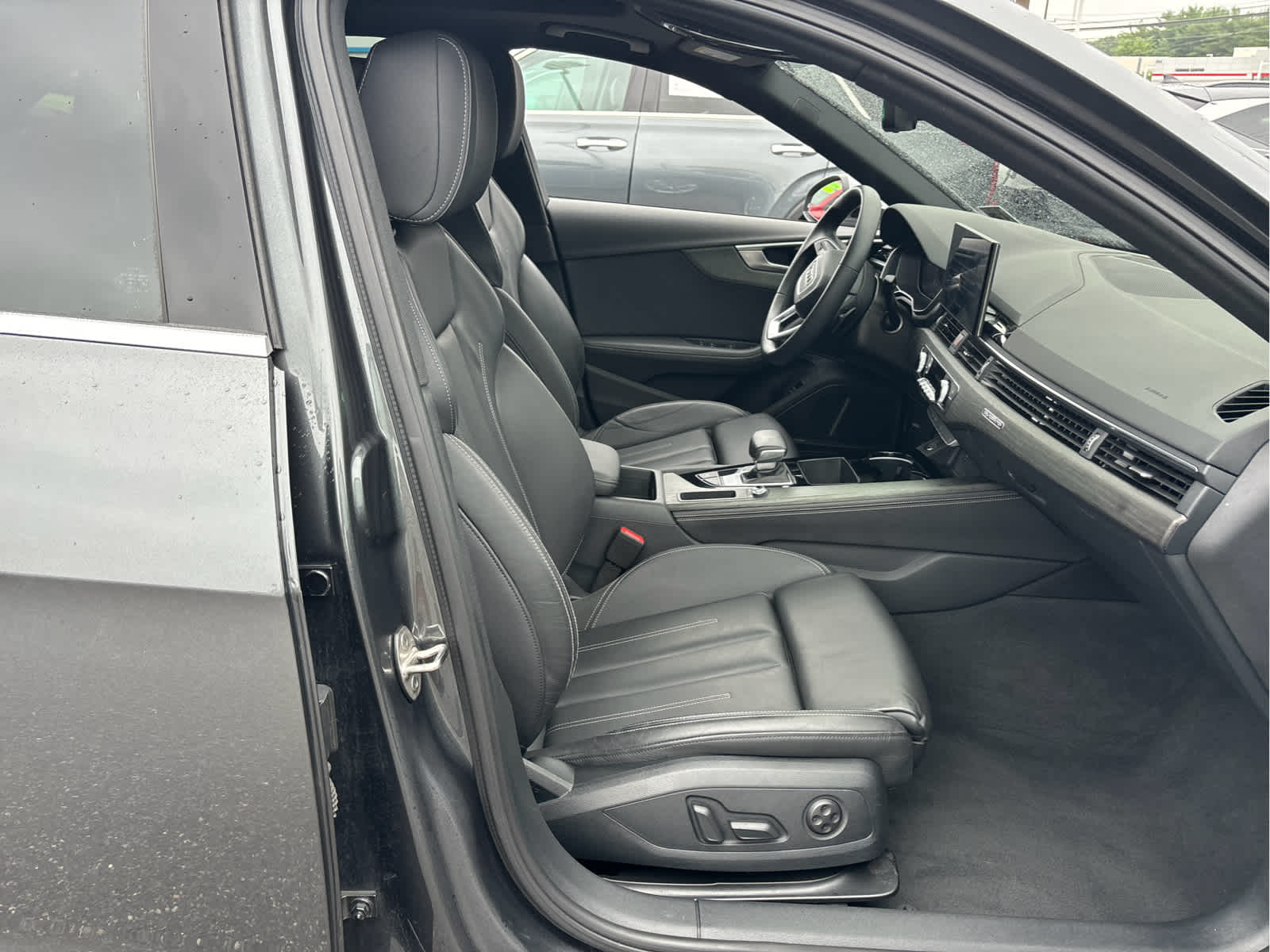 2023 Audi A4 Premium Plus 45 TFSI S line quattro S tronic