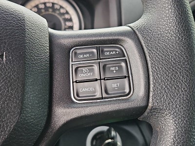 2018 RAM 1500 Express Crew Cab 4x4 5'7" Box