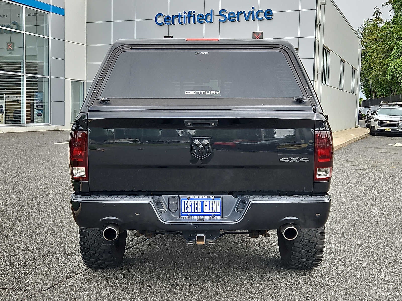 2018 RAM 1500 Express Crew Cab 4x4 5'7" Box