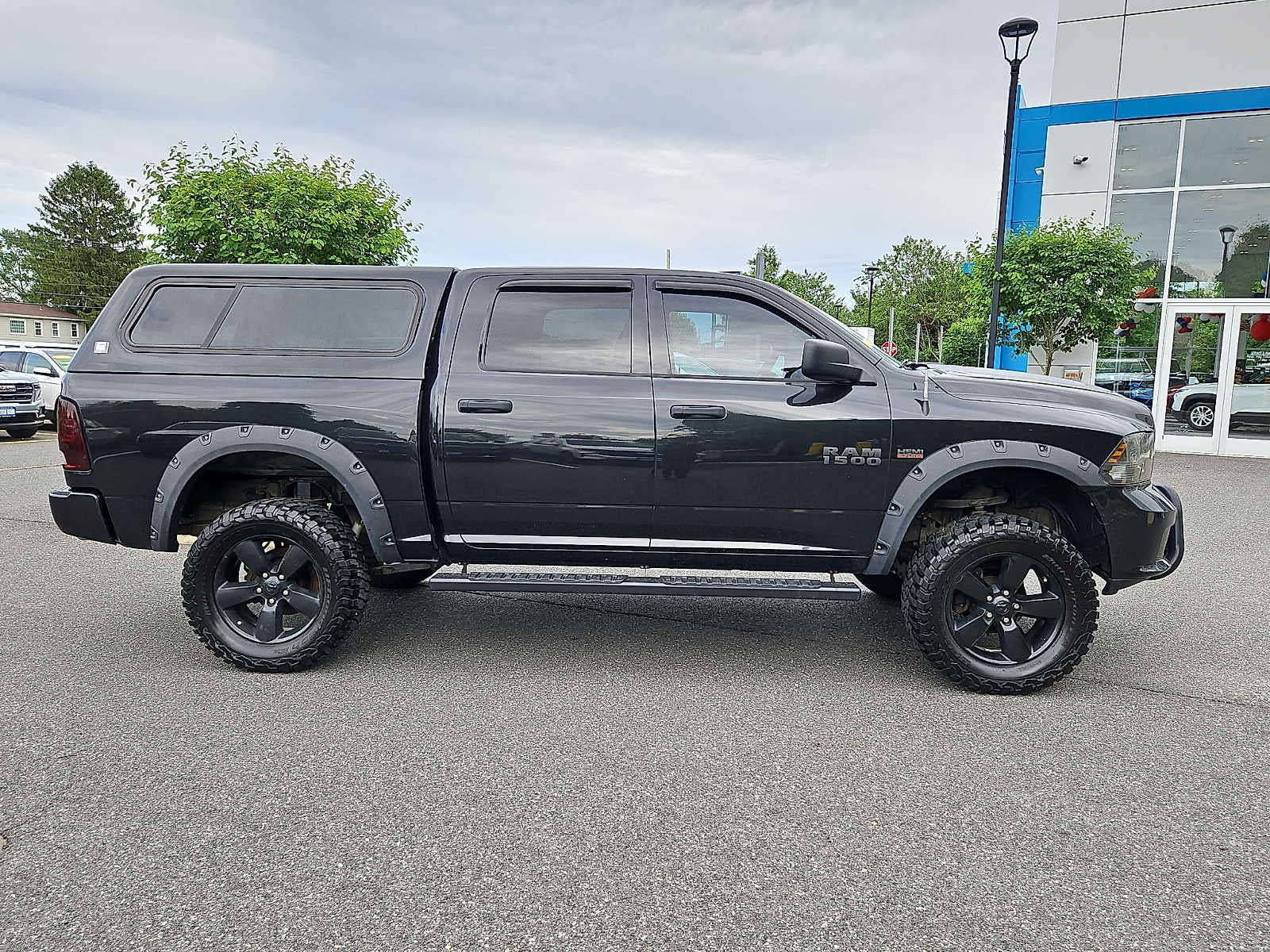 2018 RAM 1500 Express Crew Cab 4x4 5'7" Box