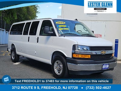 2025 Chevrolet Express Passenger 1LT