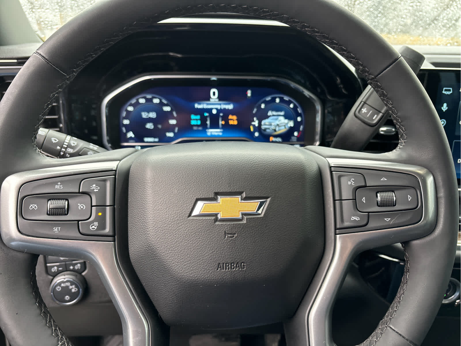 2023 Chevrolet Silverado 1500 LT (2FL)