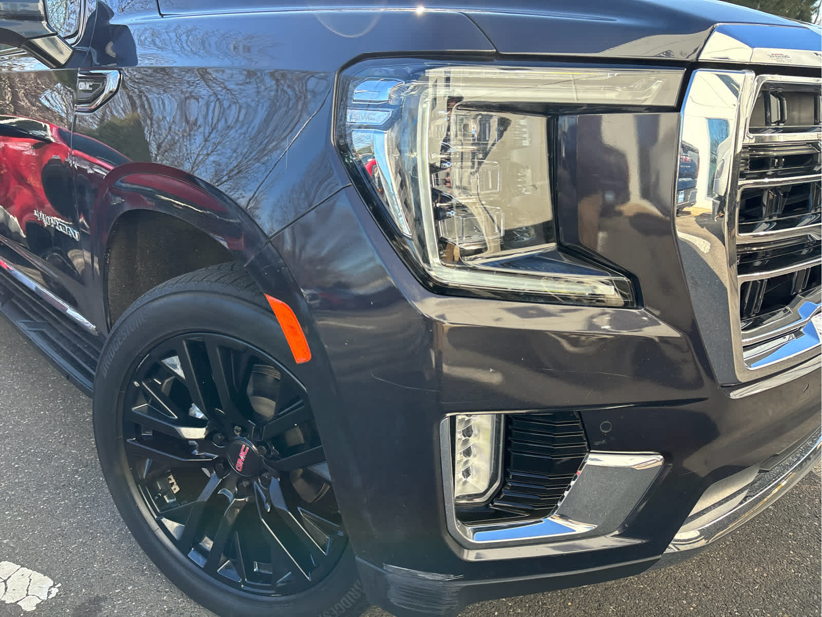 2023 GMC Yukon XL SLT