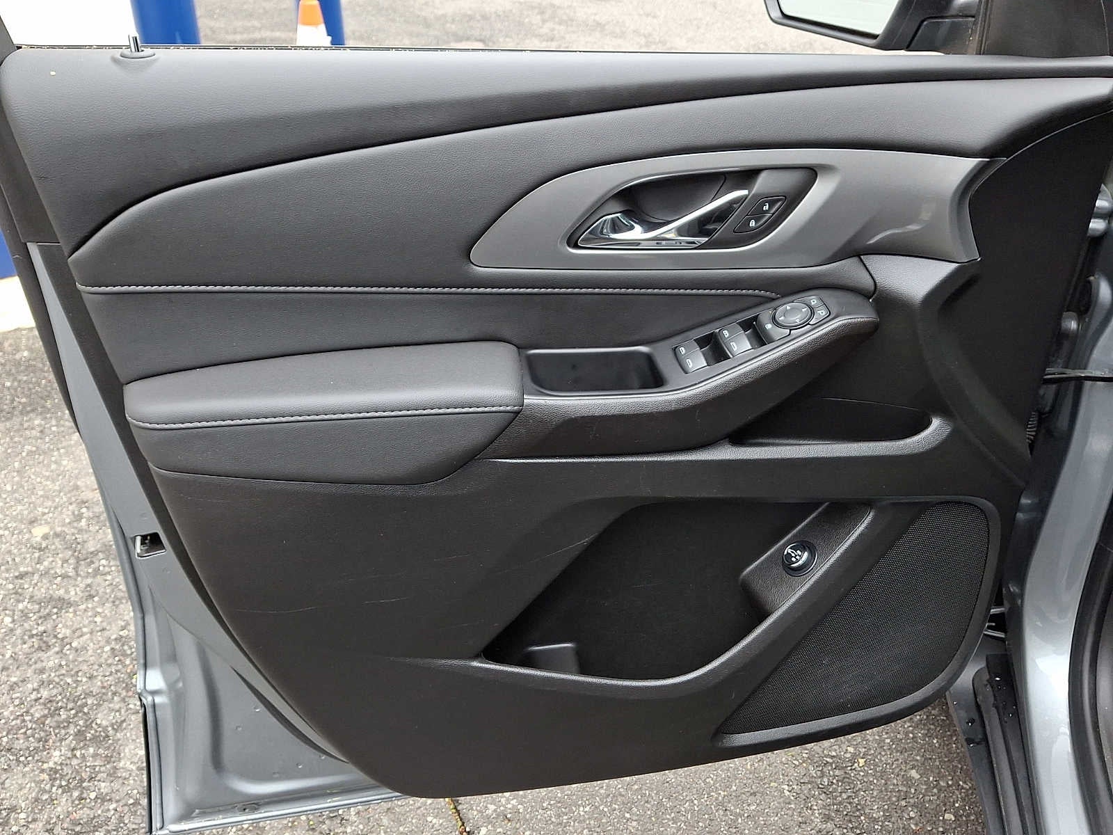 2024 Chevrolet Traverse Limited LT Cloth