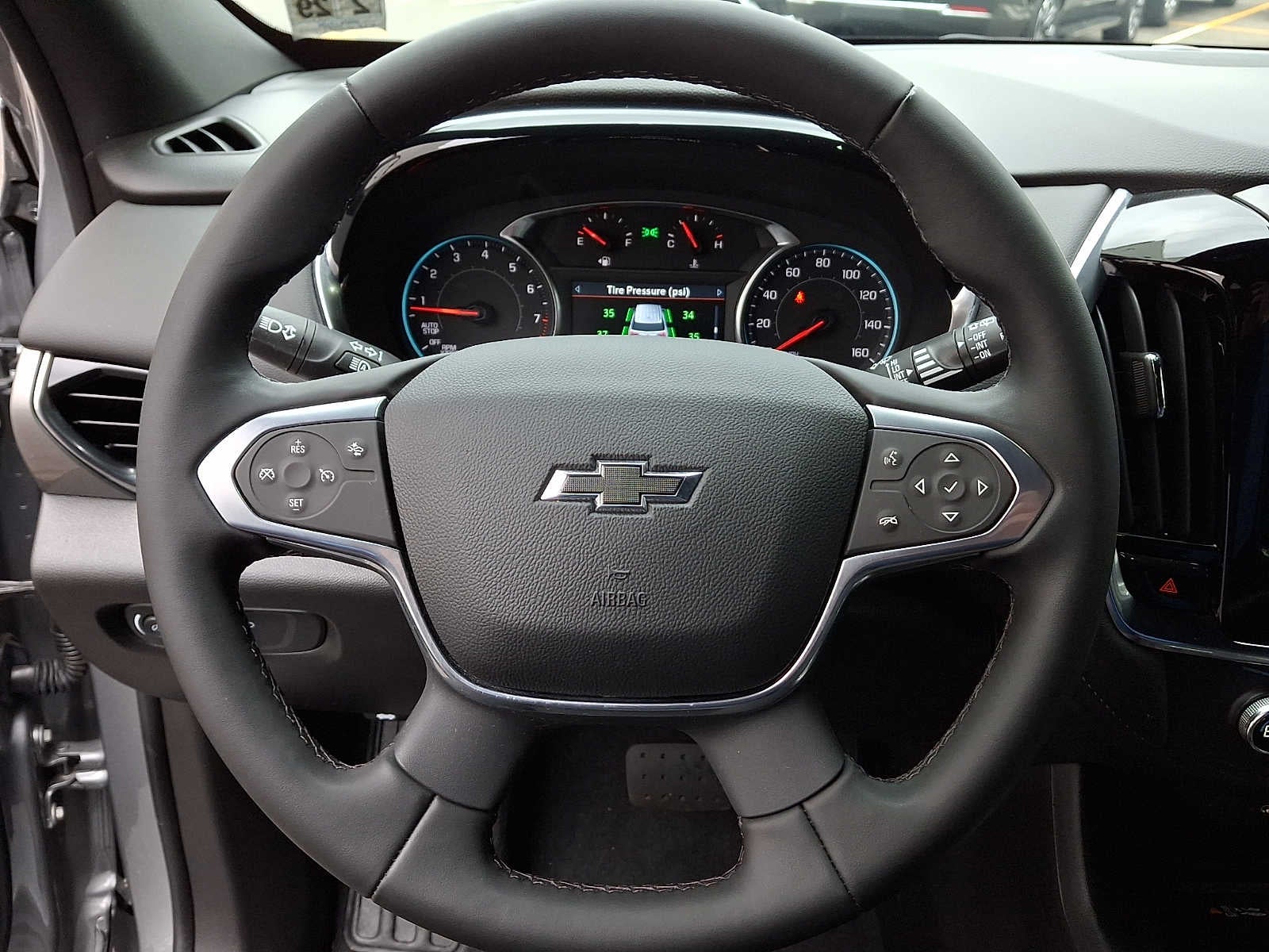 2024 Chevrolet Traverse Limited LT Cloth