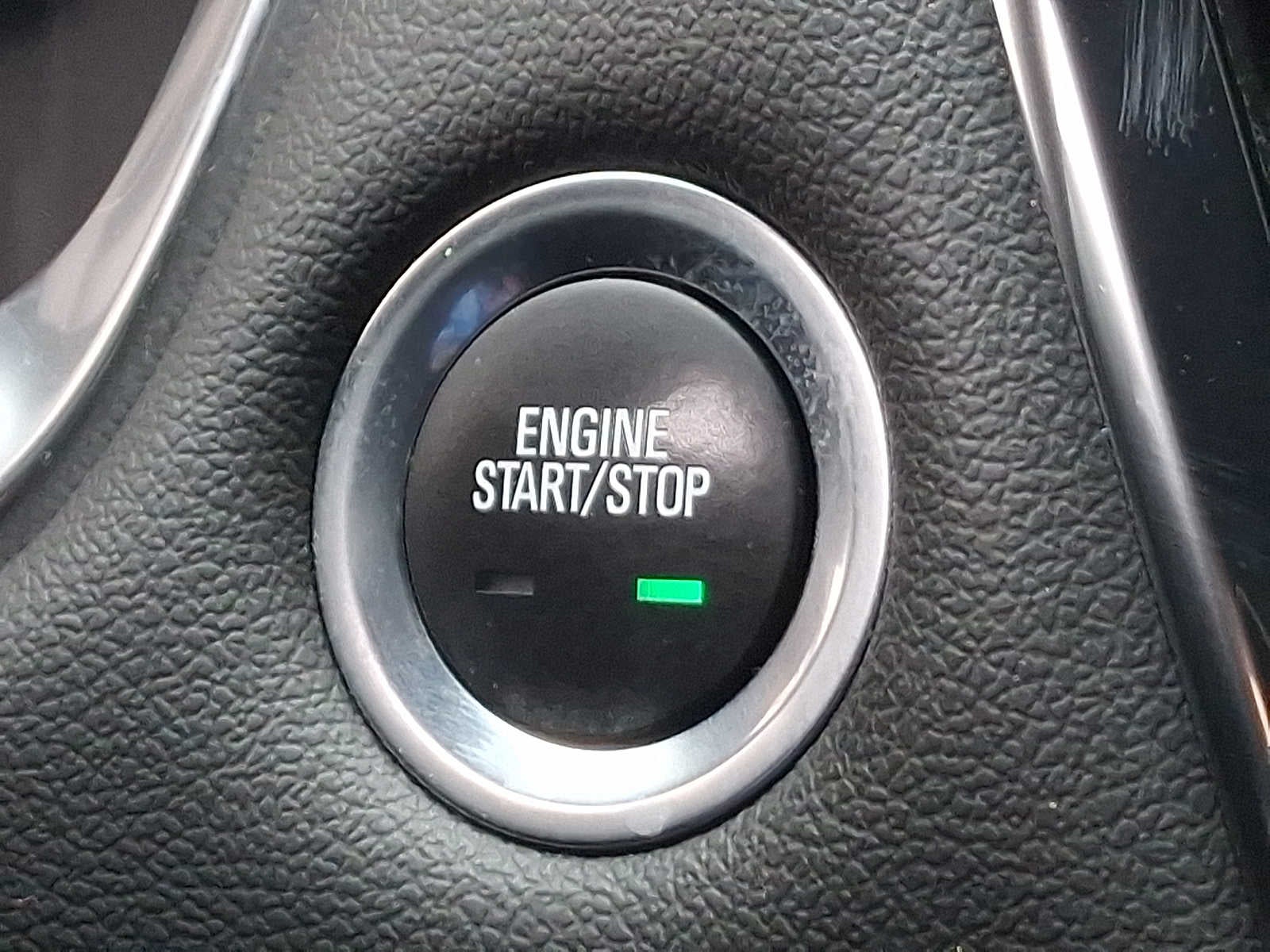 2024 Chevrolet Traverse Limited LT Cloth