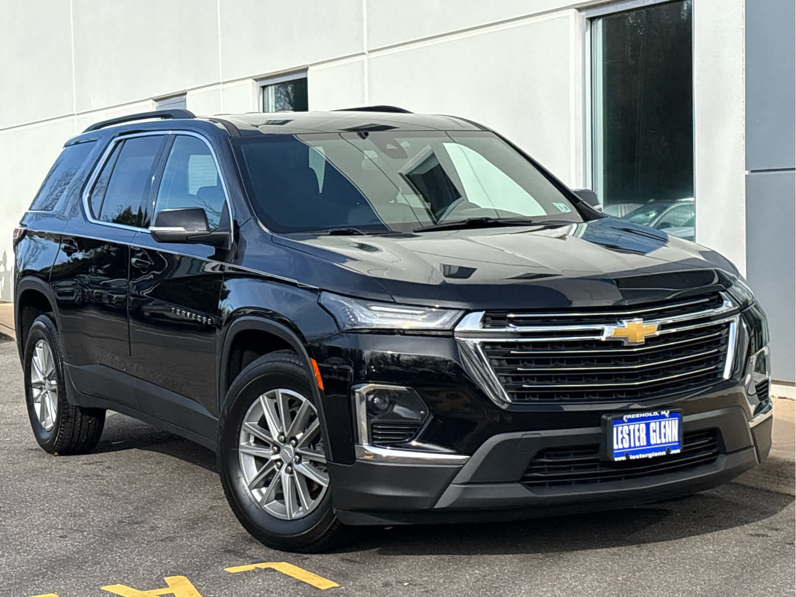 2023 Chevrolet Traverse LT Leather