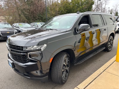 2024 Chevrolet Suburban RST