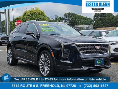 2024 Cadillac XT4 Premium Luxury