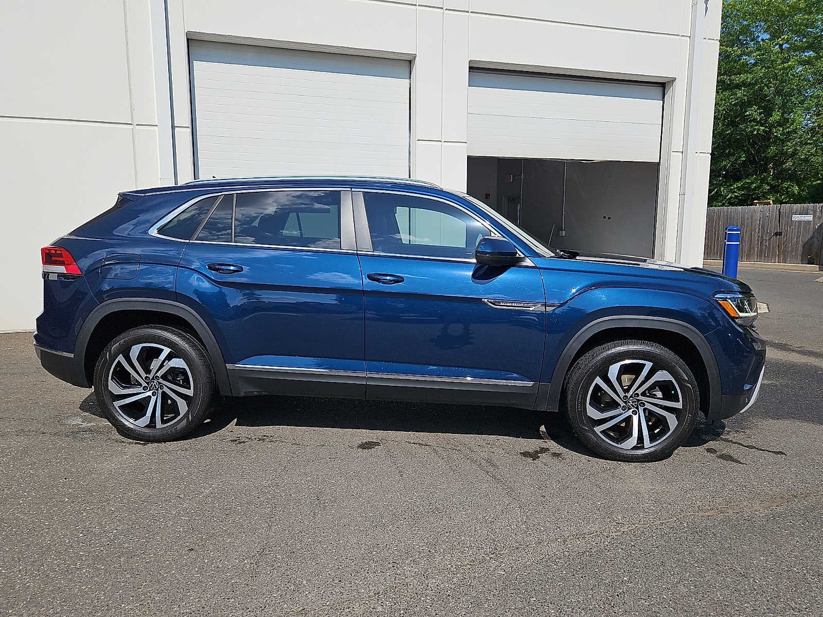 2023 Volkswagen Atlas Cross Sport 2.0T SEL