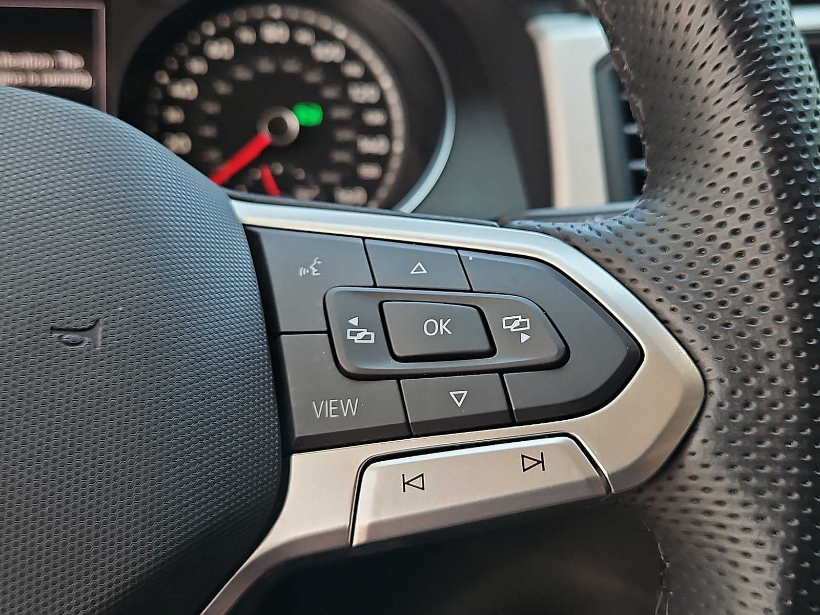 2021 Volkswagen Atlas 3.6L V6 SE w/Technology R-Line