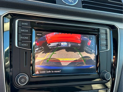 2017 Volkswagen Passat R-Line w/Comfort Pkg