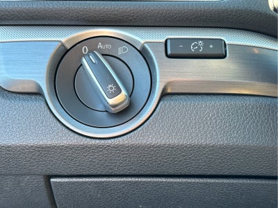 2017 Volkswagen Passat R-Line w/Comfort Pkg