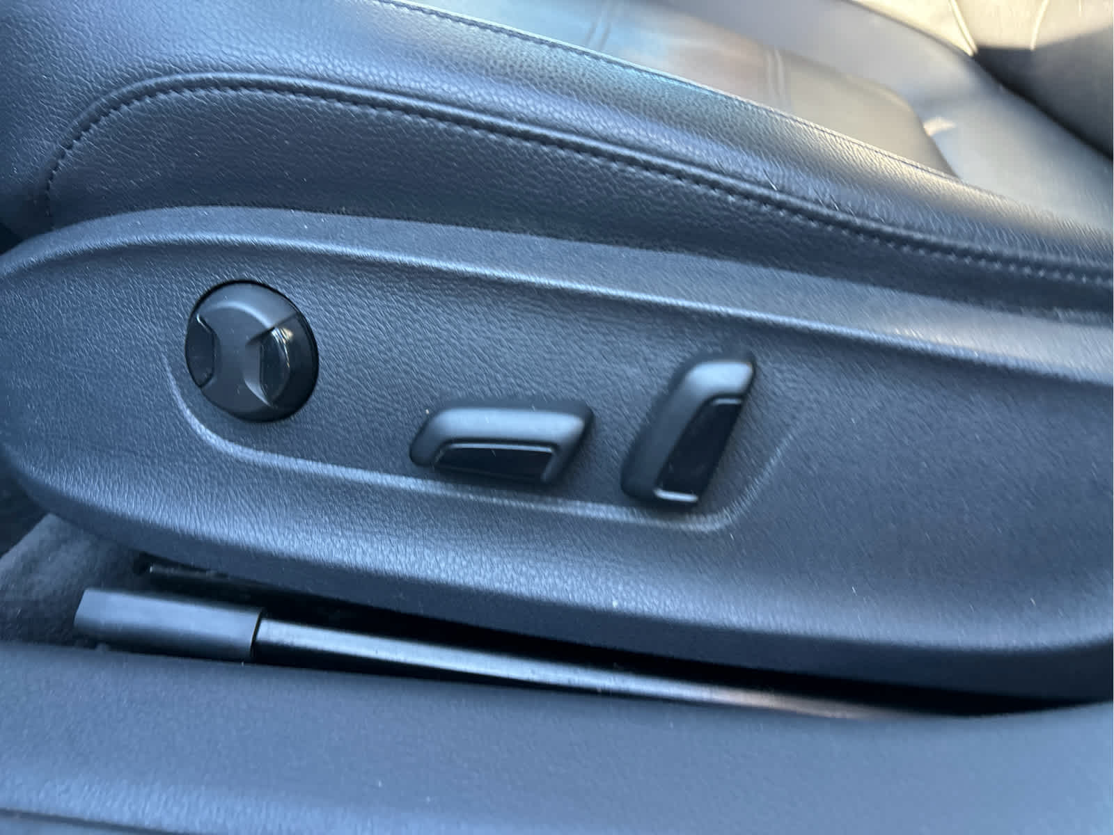 2017 Volkswagen Passat R-Line w/Comfort Pkg