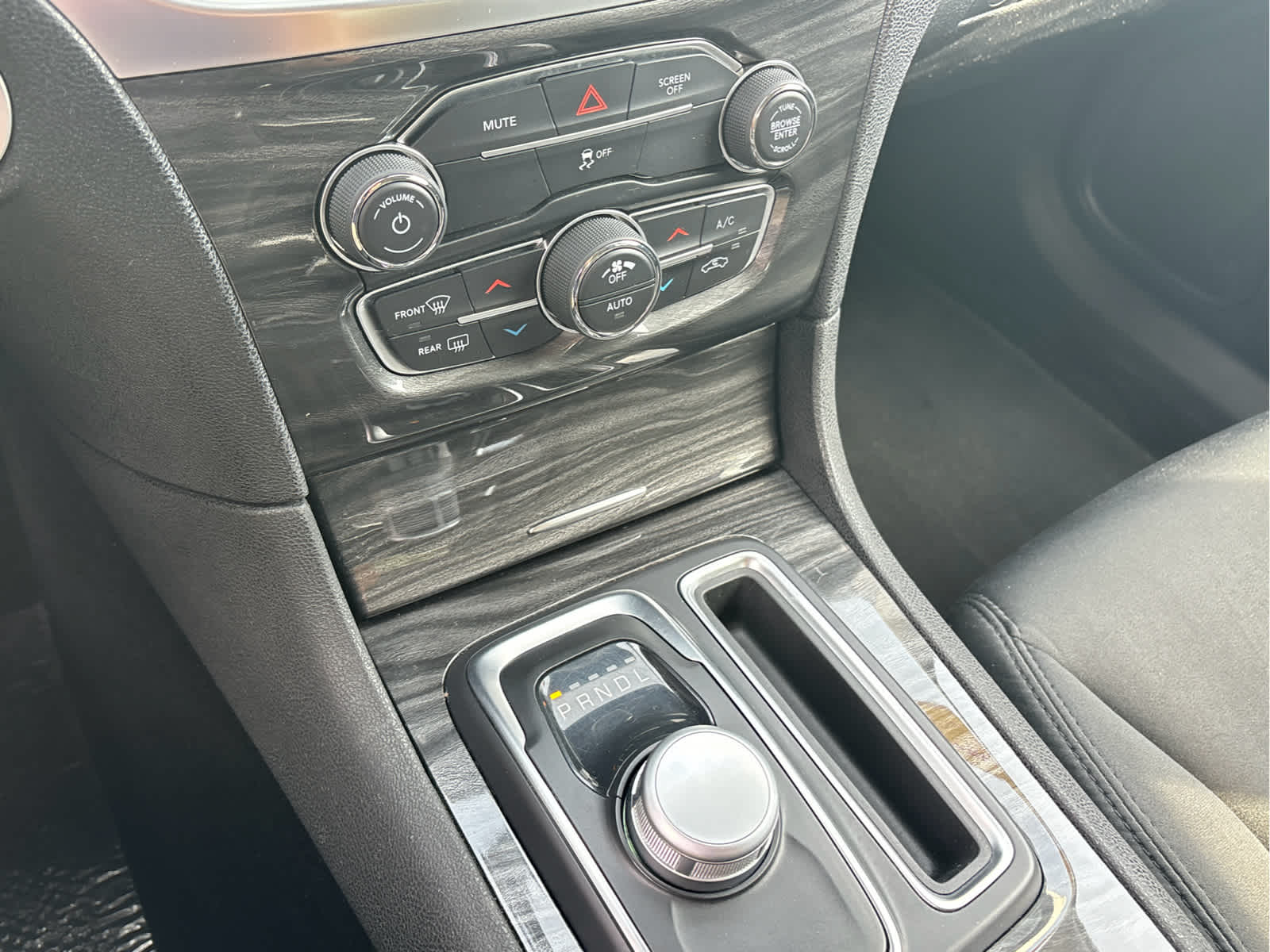 2020 Chrysler 300 Touring