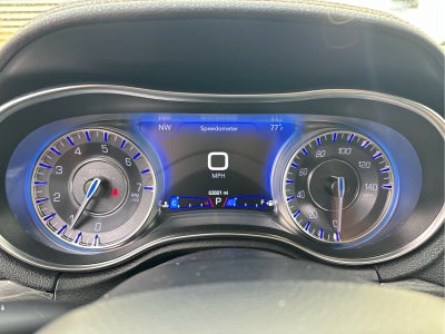 2020 Chrysler 300 Touring