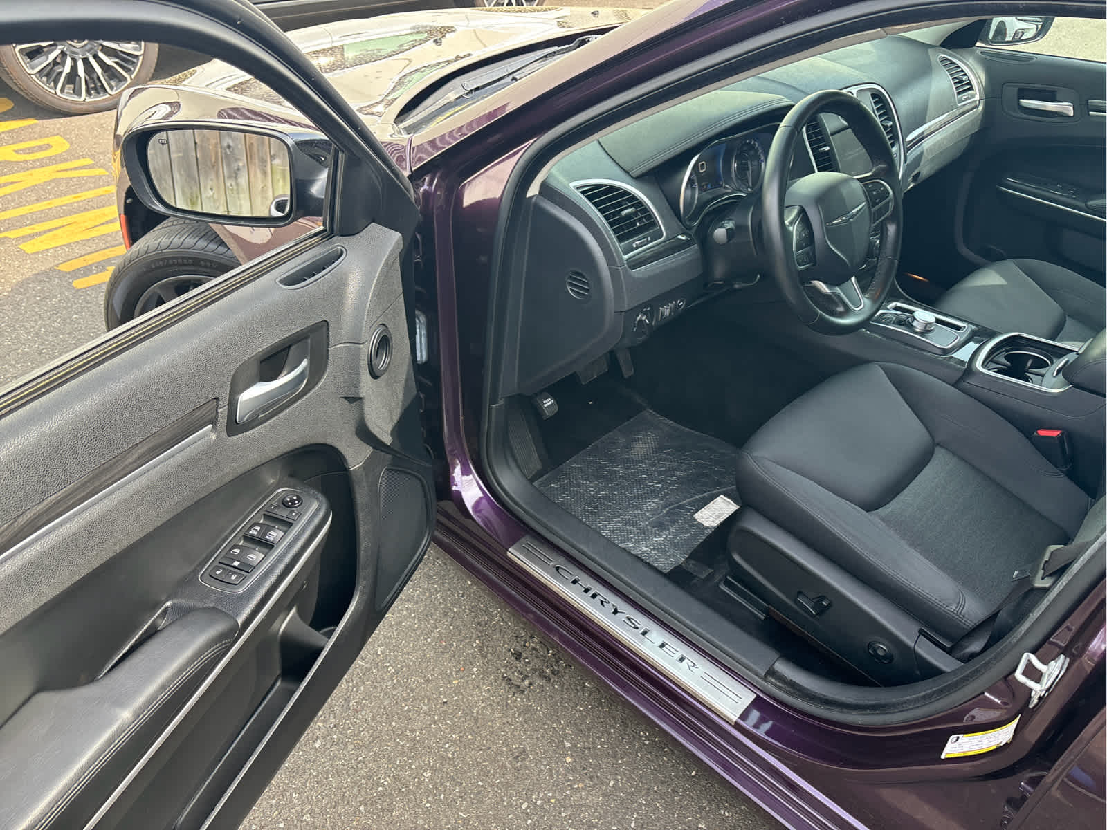 2020 Chrysler 300 Touring