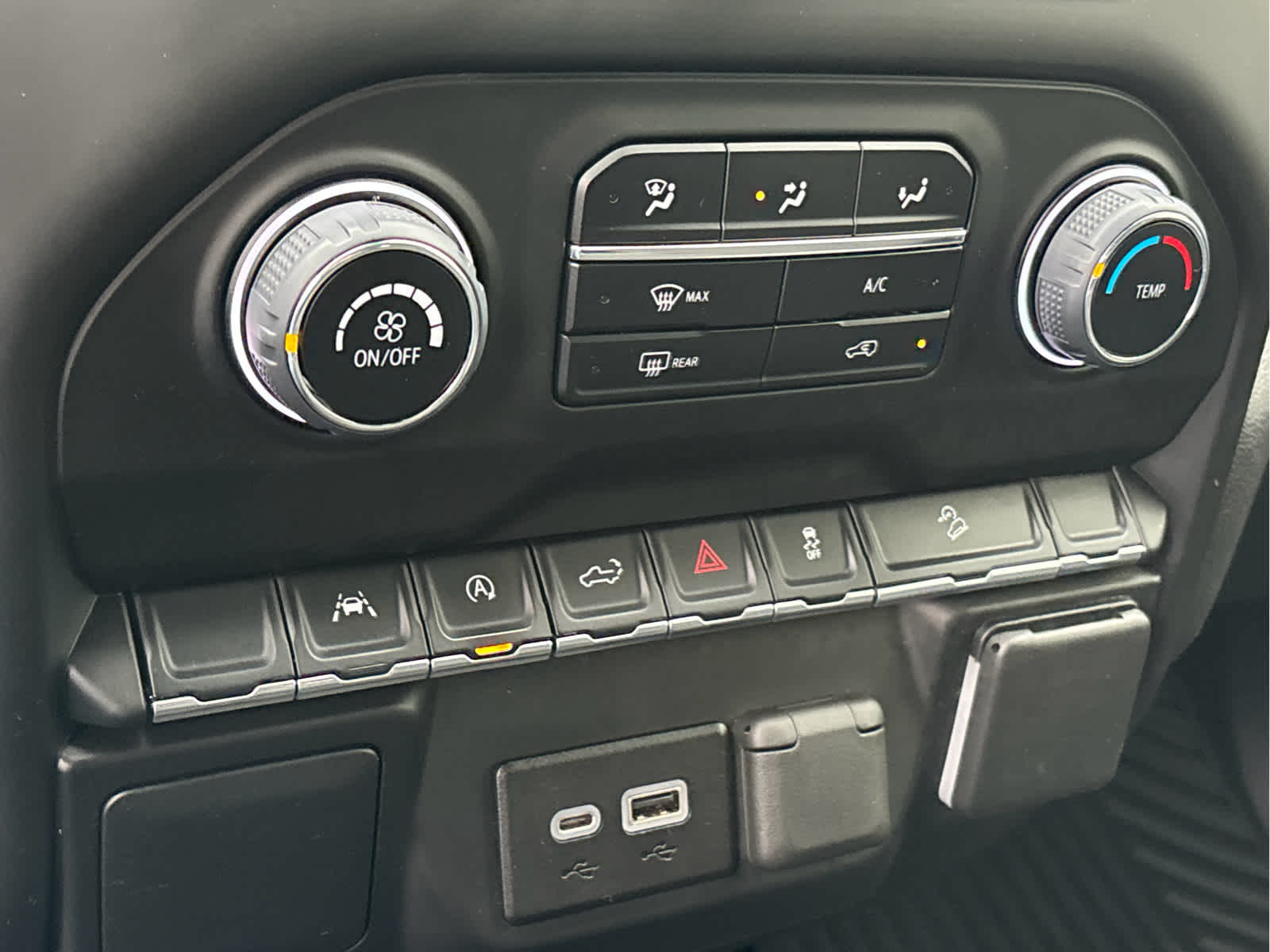 2023 Chevrolet Silverado 1500 Custom Trail Boss