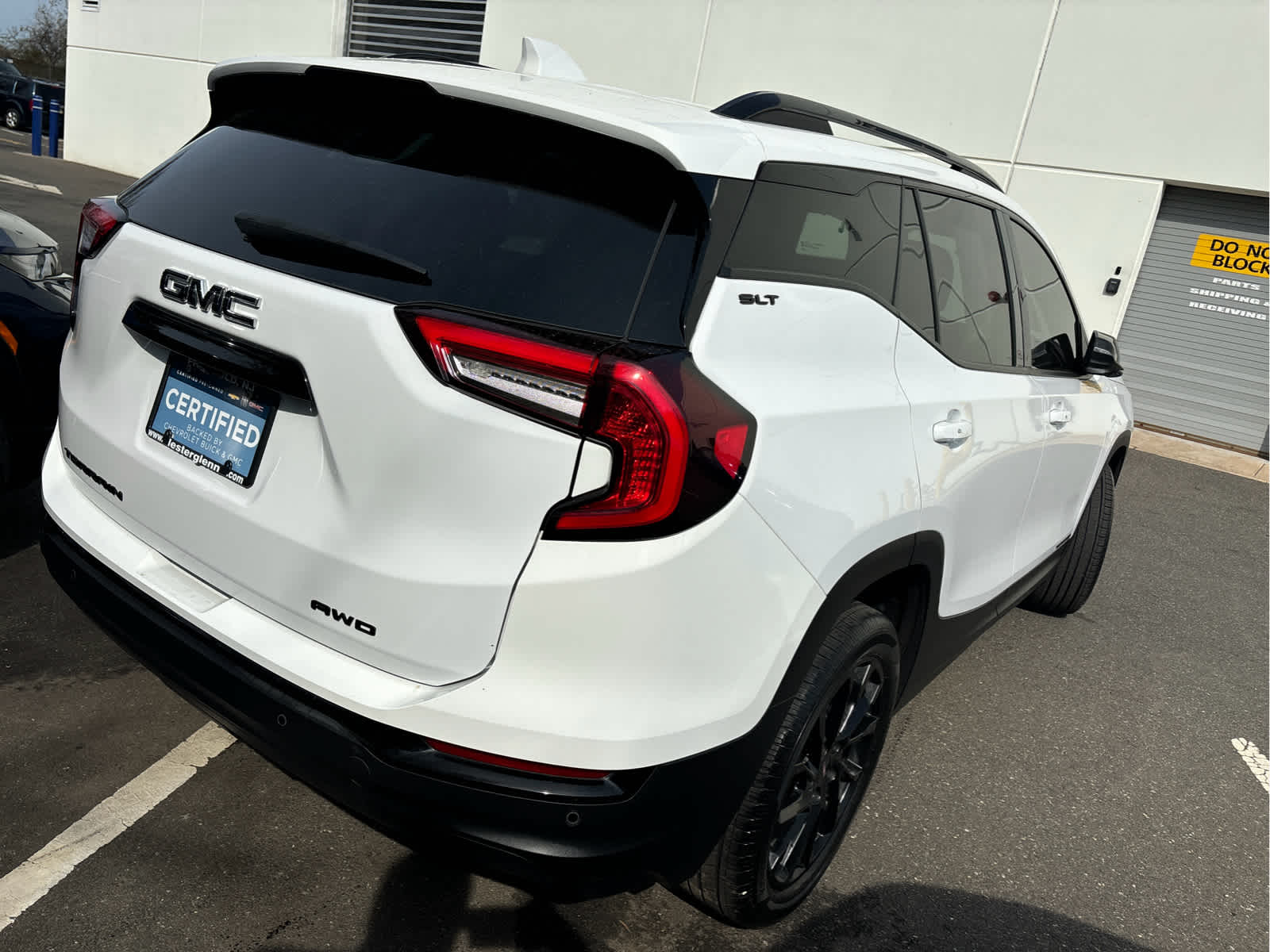 2023 GMC Terrain SLT